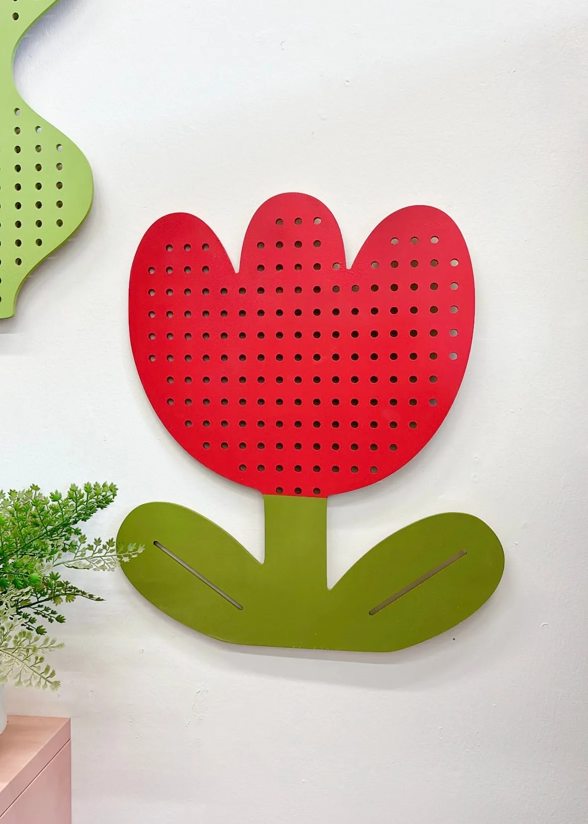 Large Tulip Pegboard