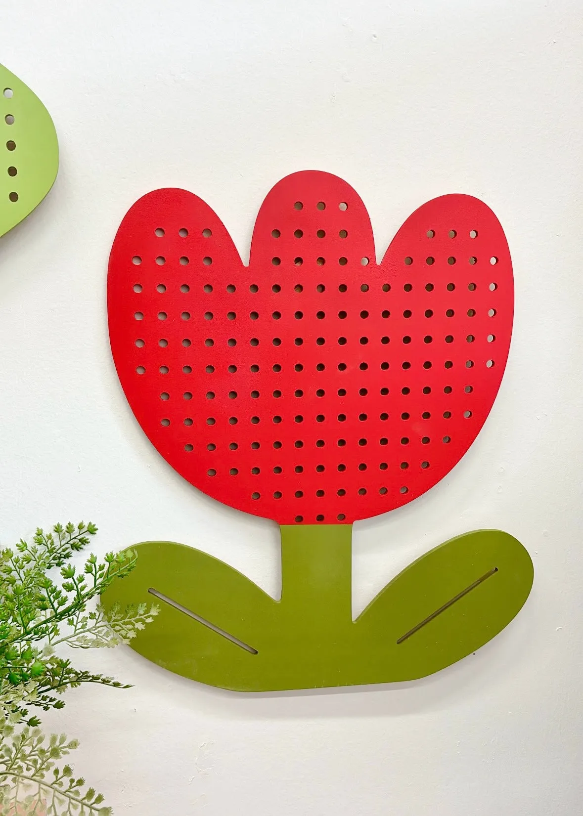 Large Tulip Pegboard