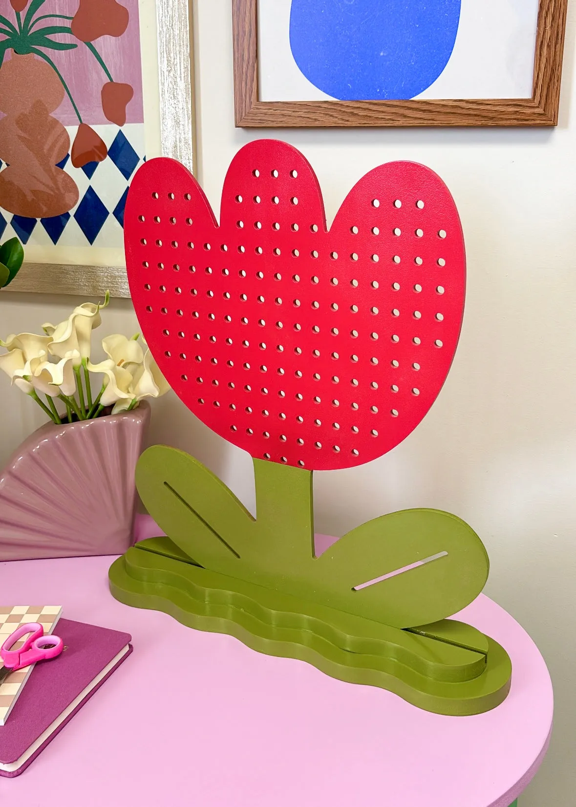 Large Tulip Pegboard